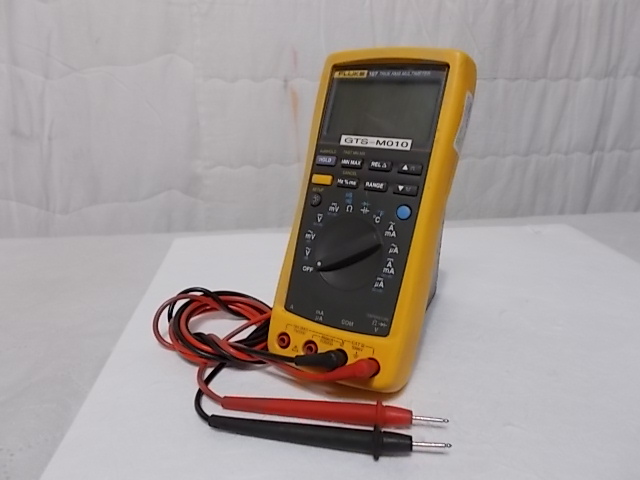 True RMS Multimeter - Fluke 187