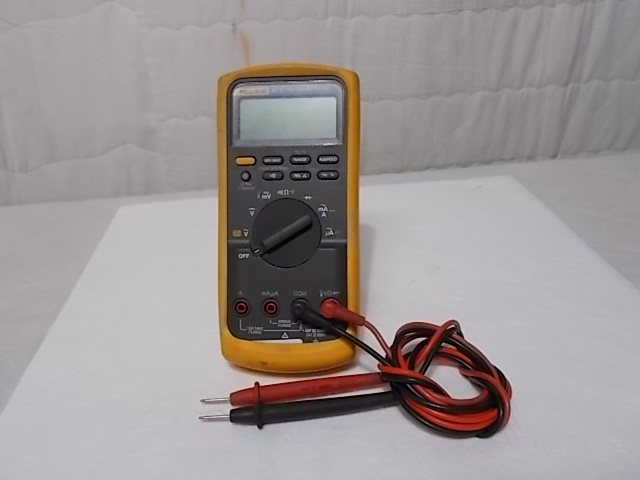 Multimeter - Fluke 87v